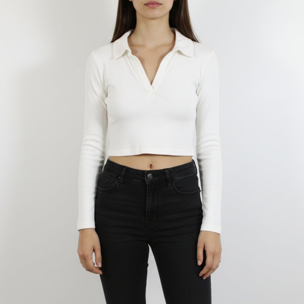 *H&M Cropped White V Neck Long Sleeve with Collar